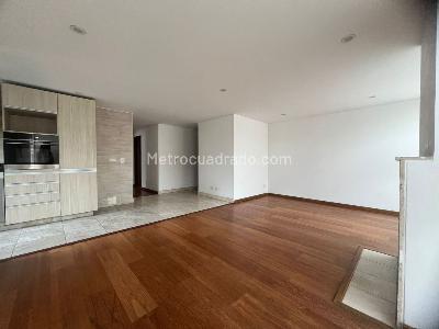Apartamento de 3 alcobas en arriendo en Cerros De Sotileza, Bogotá, 90 m² · foto 5 de 20