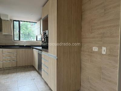 Apartamento de 3 alcobas en arriendo en Cerros De Sotileza, Bogotá, 90 m² · foto 7 de 20