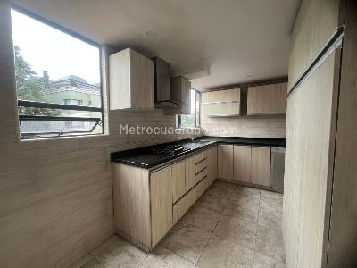 Apartamento de 3 alcobas en arriendo en Cerros De Sotileza, Bogotá, 90 m² · foto 12 de 20