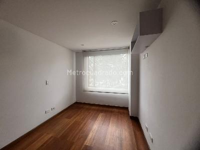 Apartamento de 3 alcobas en arriendo en Cerros De Sotileza, Bogotá, 90 m² · foto 13 de 20