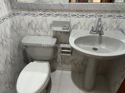Apartamento de 3 alcobas en arriendo en Cerros De Sotileza, Bogotá, 90 m² · foto 2 de 20