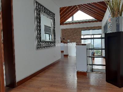 Casa de 3 alcobas en venta en Arboretto, Bogotá, 224 m² · foto 2 de 20
