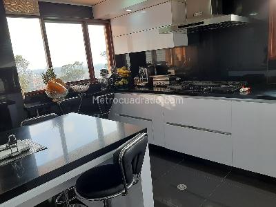 Casa de 3 alcobas en venta en Bosque De Pinos Usaquen, Bogotá, 265 m² · foto 13 de 20