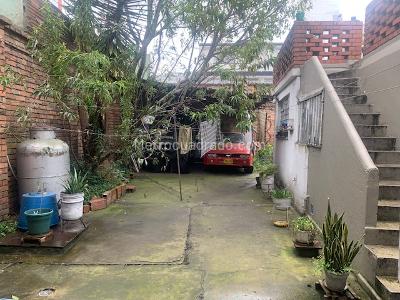 Casa de 5 alcobas en venta en San Luis, Bogotá, 300 m² · foto 15 de 20