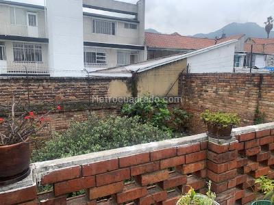 Casa de 5 alcobas en venta en San Luis, Bogotá, 300 m² · foto 14 de 20