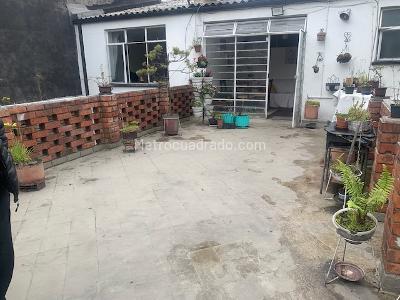 Casa de 5 alcobas en venta en San Luis, Bogotá, 300 m² · foto 17 de 20