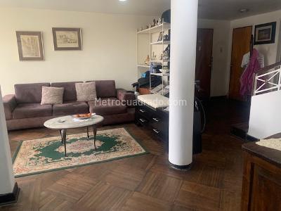 Casa de 5 alcobas en venta en San Luis, Bogotá, 300 m² · foto 4 de 20