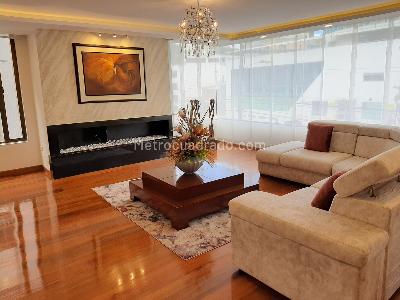 Apartamento de 4 alcobas en venta en Santa Bárbara, Bogotá, 258 m² · foto 4 de 20