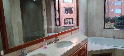Apartamento de 3 alcobas en venta en Bosque Medina Usaquen, Bogotá, 255 m² · foto 10 de 13