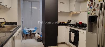 Apartamento de 3 alcobas en venta en Chico, Bogotá, 150 m² · foto 14 de 16