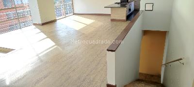 Apartamento de 3 alcobas en venta en Chico Reservado, Bogotá, 240 m² · foto 2 de 20