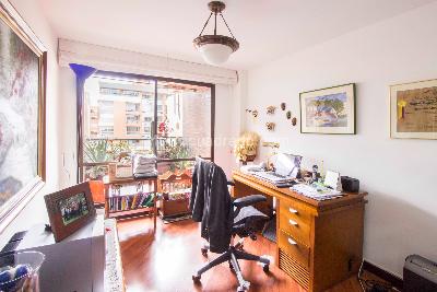 Apartamento en venta en Chico San Patricio, Bogotá · foto 9 de 19