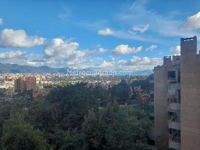 Apartamento de 3 alcobas en venta en Bosque Verde, Bogotá, 248 m² · foto 3 de 20