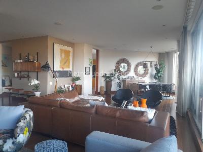 Apartamento de 3 alcobas en venta en Bosque Verde, Bogotá, 248 m² · foto 2 de 20