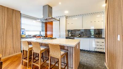 Apartamento de 3 alcobas en venta en Chico Museo, Bogotá, 195 m² · foto 8 de 15