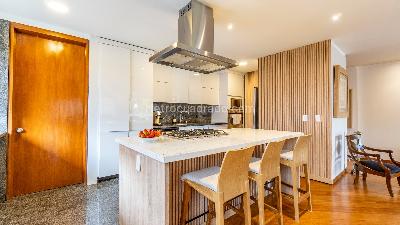 Apartamento de 3 alcobas en venta en Chico Museo, Bogotá, 195 m² · foto 9 de 15