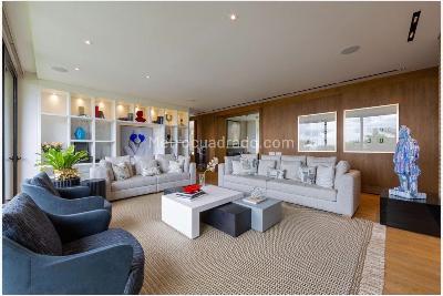 Apartamento de 3 alcobas en venta en Rosales Bellavista, Bogotá, 212 m² · foto 10 de 20