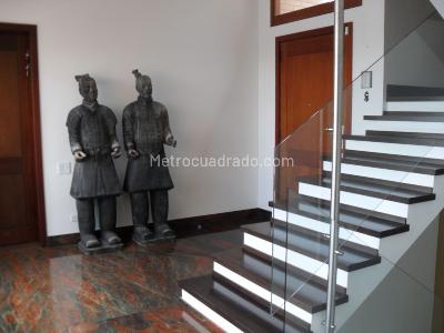 Casa de 5 alcobas en venta en Bosque Medina Usaquen, Bogotá, 650 m² · foto 2 de 20