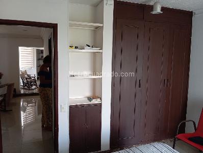 Apartamento de 3 alcobas en venta en Centro Quirinal, Neiva, 160 m² · foto 11 de 20