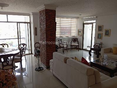 Apartamento de 3 alcobas en venta en Centro Quirinal, Neiva, 160 m² · foto 3 de 20