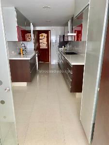 Apartamento de 4 alcobas en venta en San Patricio, Bogotá, 275 m² · foto 13 de 19