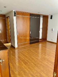 Apartamento de 4 alcobas en venta en San Patricio, Bogotá, 275 m² · foto 4 de 19