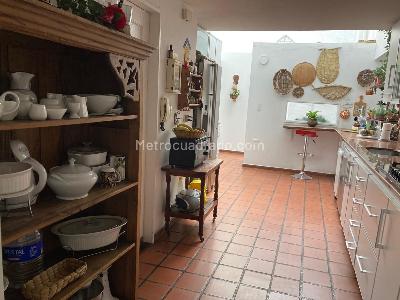 Casa de 4 alcobas en venta en Niza Norte, Bogotá, 315 m² · foto 3 de 20