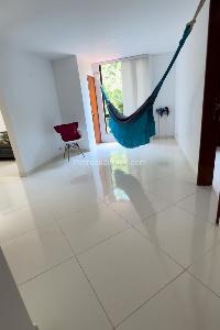 Apartamento en venta en El Poblado El Tesoro, Medellín · foto 7 de 10