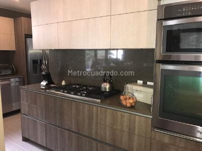 Apartamento en venta en El Refugio, Bogotá · foto 6 de 19