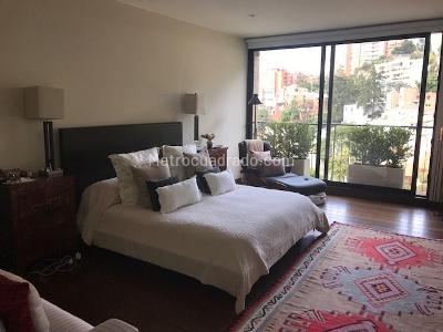 Apartamento en venta en El Refugio, Bogotá · foto 9 de 19
