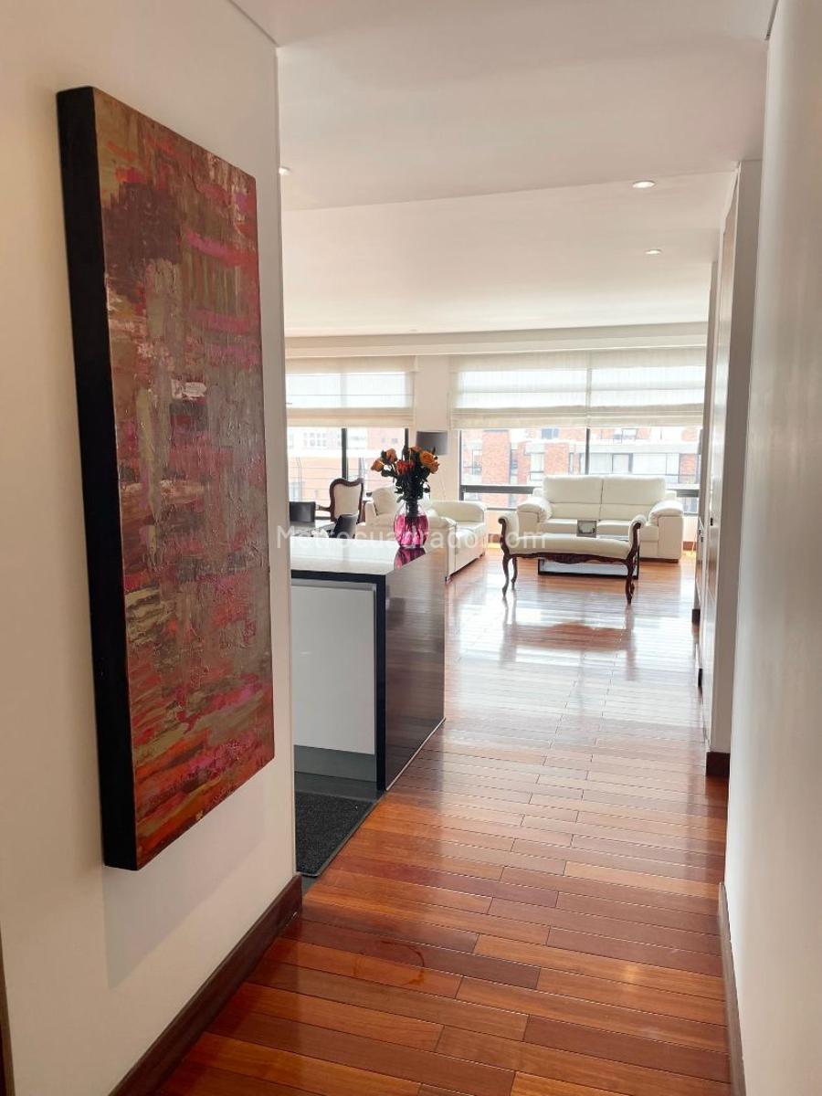 Apartamento de 3 habitaciones en venta en Los Rosales, Bogotá — imagen 1 de 20