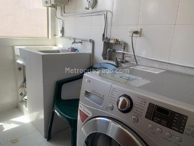 Apartamento en venta en Santa Barbara Central, Bogotá · foto 13 de 18