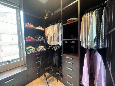 Apartamento de 3 alcobas en venta en Los Rosales, Bogotá, 300 m² · foto 10 de 20