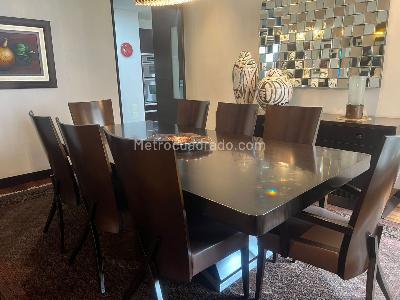 Apartamento de 3 alcobas en venta en Los Rosales, Bogotá, 300 m² · foto 3 de 20