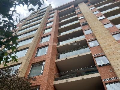 Apartamento de 3 alcobas en venta en Los Rosales, Bogotá, 300 m² · foto 20 de 20