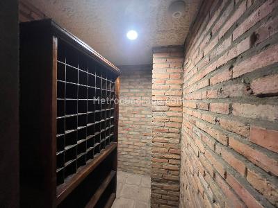Apartamento de 3 alcobas en venta en Los Rosales, Bogotá, 300 m² · foto 15 de 20