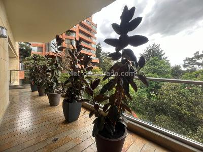 Apartamento de 3 alcobas en venta en Los Rosales, Bogotá, 300 m² · foto 14 de 20