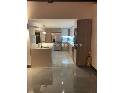 Casa de 5 alcobas en venta en Alhambra, Bogotá, 400 m² · foto 11 de 20