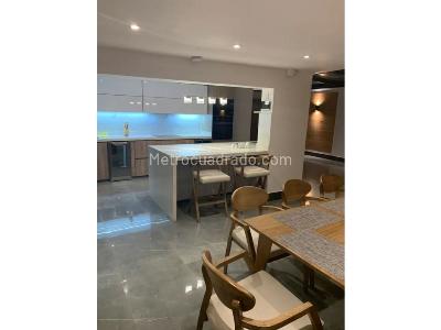 Casa de 5 alcobas en venta en Alhambra, Bogotá, 400 m² · foto 12 de 20