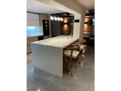 Casa de 5 alcobas en venta en Alhambra, Bogotá, 400 m² · foto 9 de 20