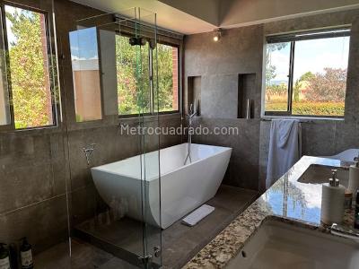 Casa de 5 alcobas en venta en San Simon, Chía, 427 m² · foto 12 de 19