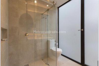Apartamento de 1 alcoba en venta en Chico, Bogotá, 60 m² · foto 7 de 9