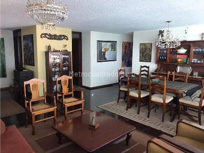Apartamento de 3 alcobas en venta en Las Nieves, Bogotá, 127 m² · foto 2 de 20
