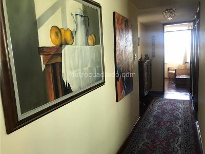 Apartamento de 3 alcobas en venta en Las Nieves, Bogotá, 127 m² · foto 5 de 20