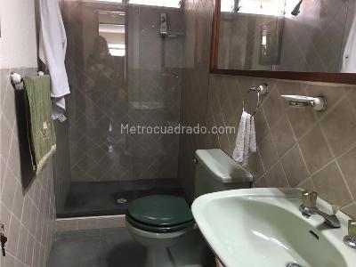 Apartamento de 3 alcobas en venta en Las Nieves, Bogotá, 127 m² · foto 6 de 20
