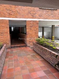 Apartamento de 2 alcobas en venta en Cedritos Alameda, Bogotá, 81 m² · foto 13 de 14