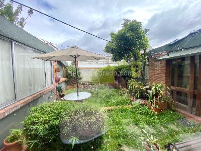 Casa de 5 alcobas en venta en Niza Antigua, Bogotá, 371 m² · foto 5 de 20