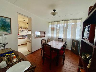 Casa de 5 alcobas en venta en Niza Antigua, Bogotá, 371 m² · foto 11 de 20