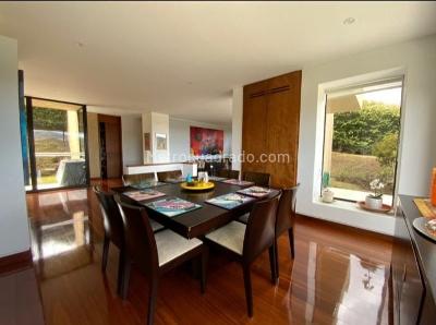 Casa de 4 alcobas en venta en Condominio Arboreto, La Calera, 317 m² · foto 2 de 20