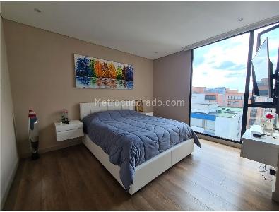 Apartamento de 3 alcobas en venta en El Virrey, Bogotá, 228 m² · foto 13 de 17